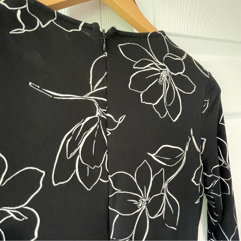 Le Château XS Elegant Lined Dress - Picture 7 of 9